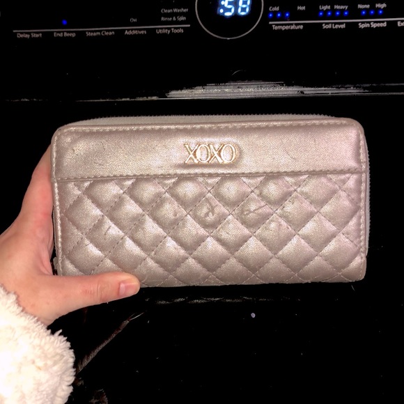 XOXO Handbags - Xoxo grey Wallet